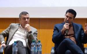 Sorin Grindeanu - stânga şi Claudiu Manda - dreapta; Sursa foto: Facebook / Claudiu Manda